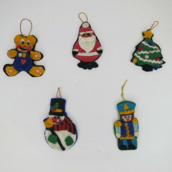 Lot of 5 Vintage Felt Christmas Ornaments - Hand Made, Glued, Flat - Bear, Santa - Picture 9 of 9
